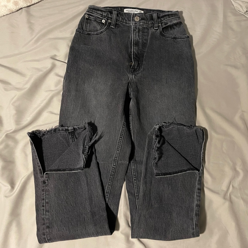 The ‘90s Straight Ultra High Rose Curve Love Jeans